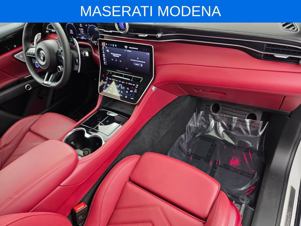 Used 2025 Maserati Grecale Modena image 29
