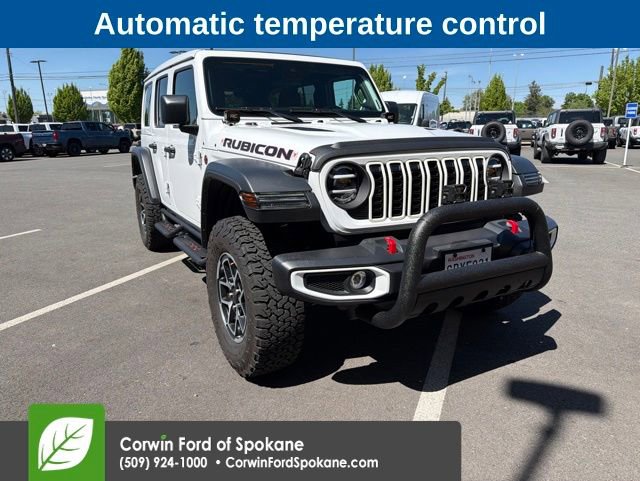 Used 2024 Jeep Wrangler Unlimited Rubicon w/ Convenience Group AWD/4WD image 4