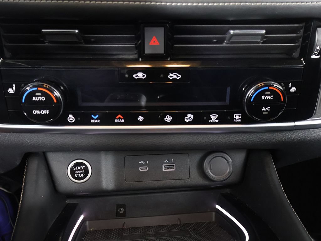 Used 2023 Nissan Rogue Platinum AWD/4WD image 53