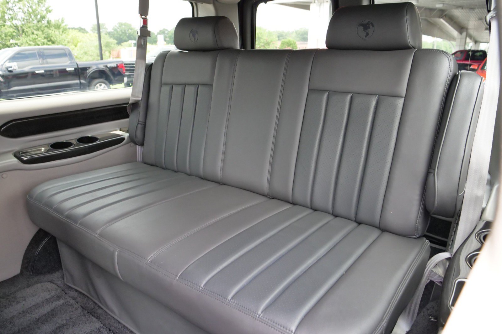 Used 2014 Chevrolet Express 1500 RWD image 29