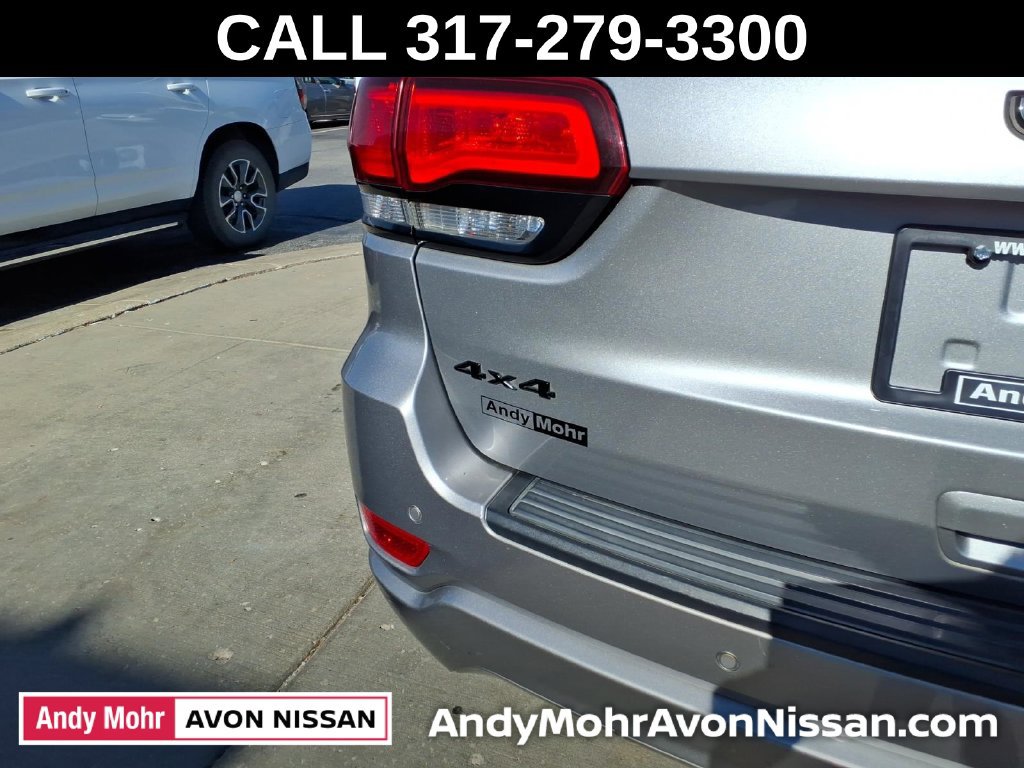 Used 2019 Jeep Grand Cherokee Altitude AWD/4WD image 12