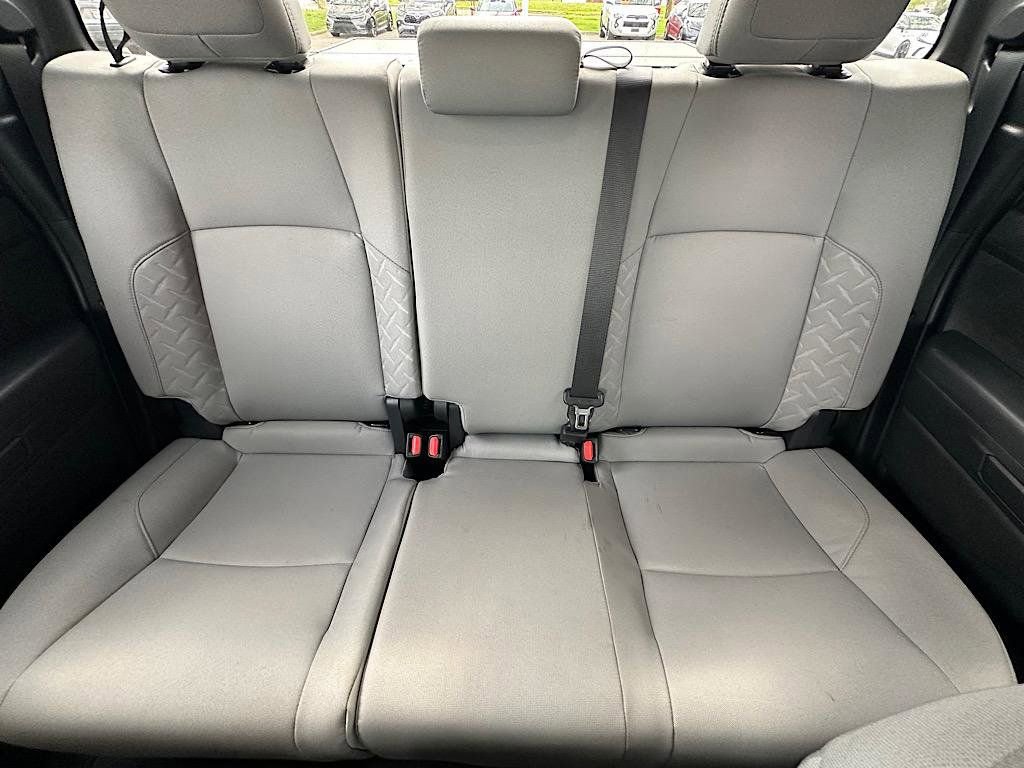 Certified 2024 Toyota Tacoma SR5 AWD/4WD image 28