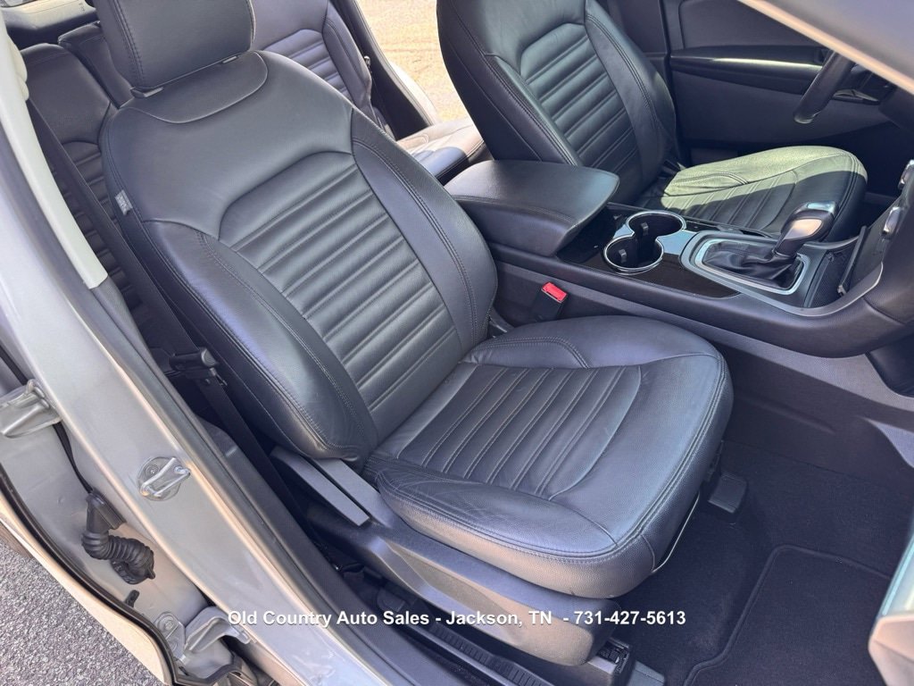 Used 2015 Ford Edge SE FWD image 17
