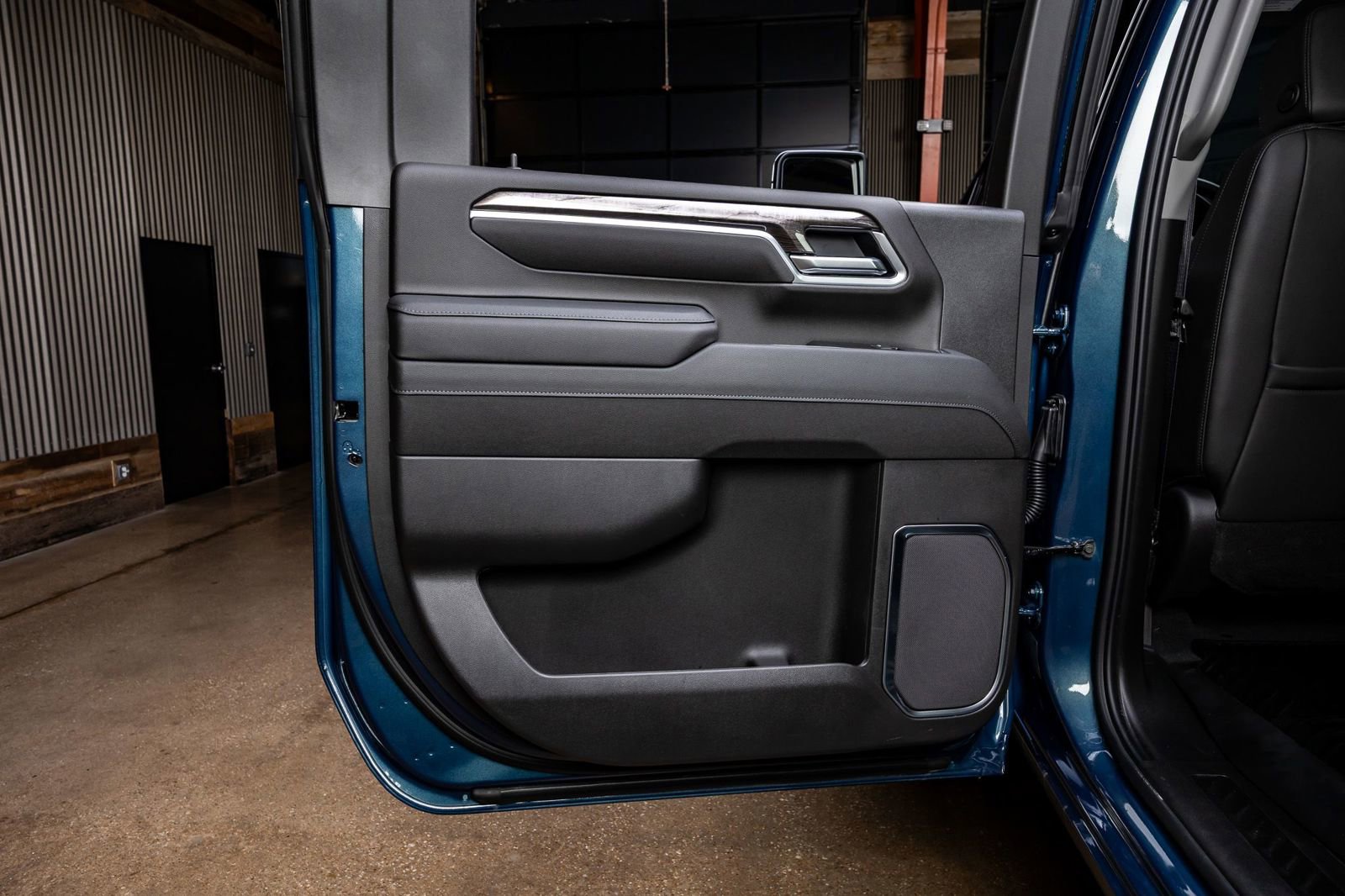 Used 2026 Chevrolet Silverado 3500 LTZ image 36