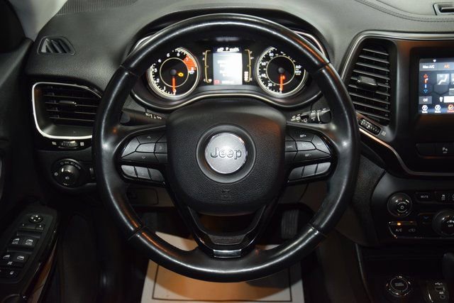 Used 2019 Jeep Cherokee Latitude Plus image 33