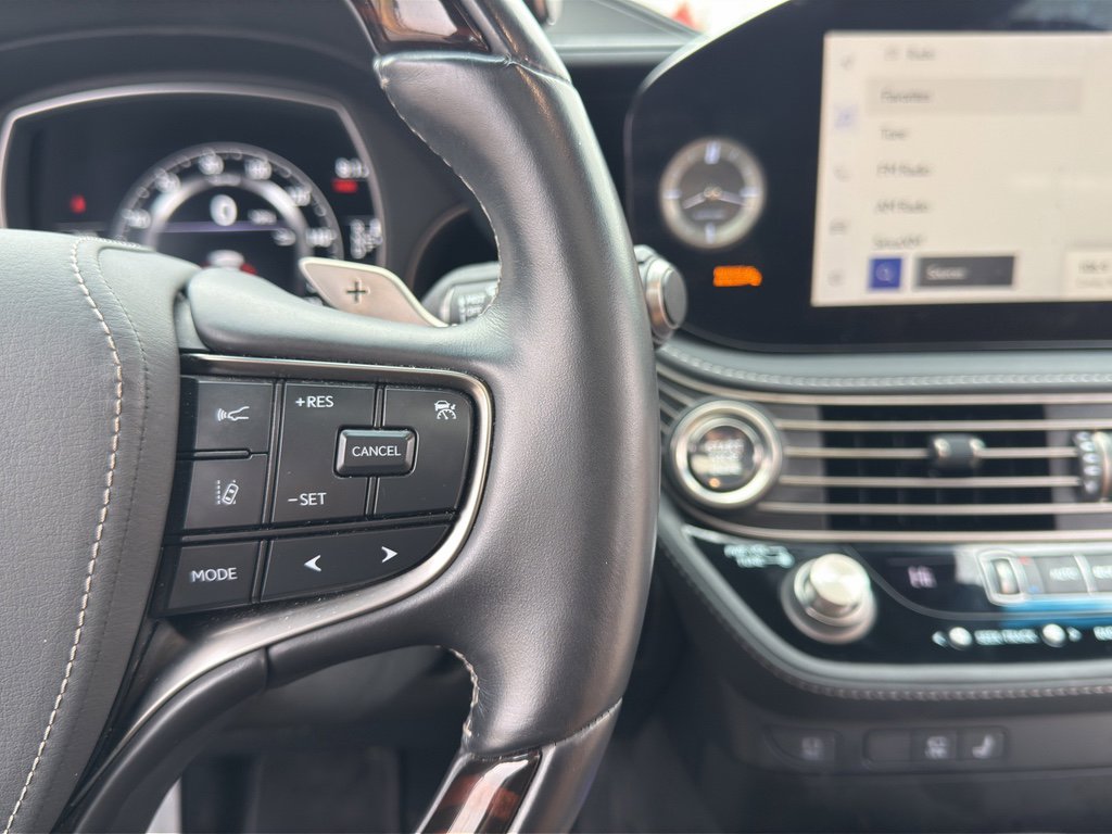 Used 2023 Lexus LS 500 Luxury w/ Luxury Package image 33