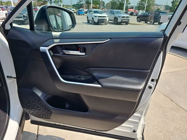 Certified 2022 Toyota RAV4 XLE Premium FWD image 35