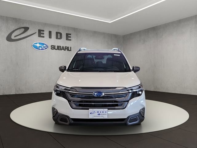 New 2025 Subaru Forester Limited w/ Popular Package image 9