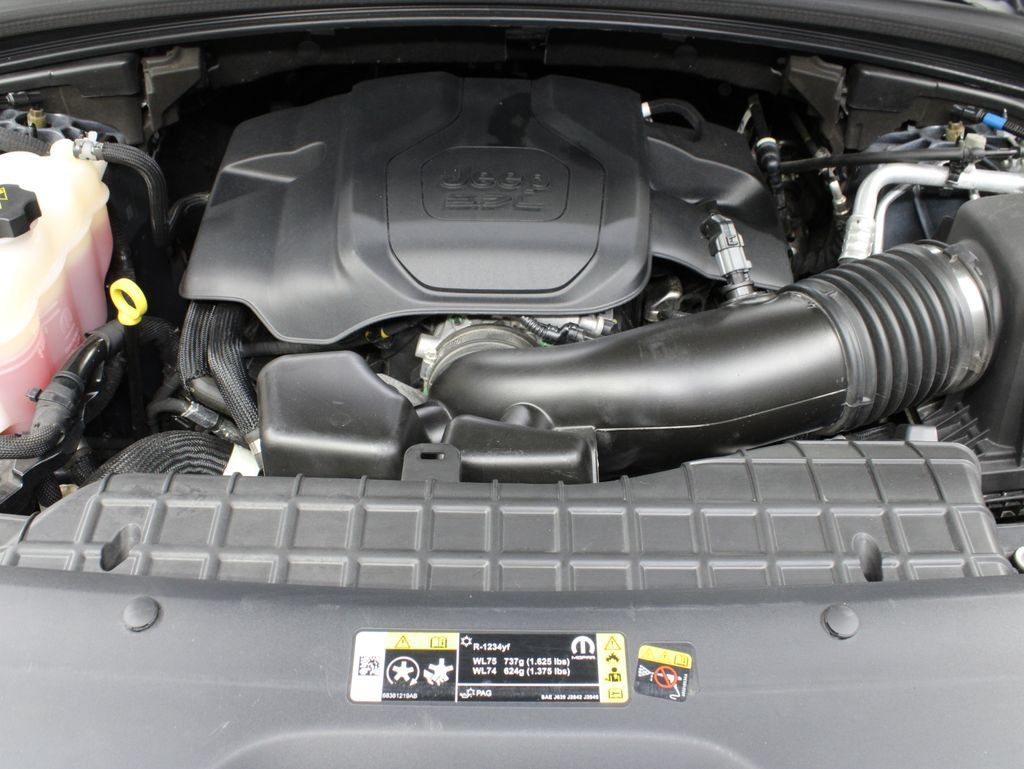 Used 2023 Jeep Grand Cherokee L Summit AWD/4WD image 42