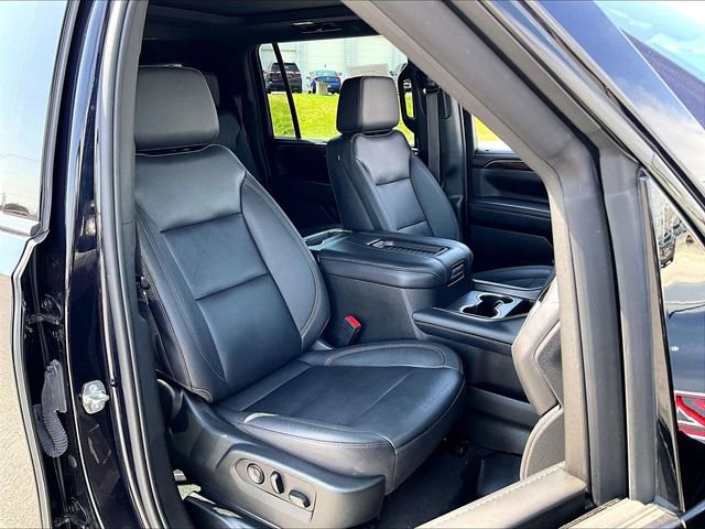 Used 2023 Chevrolet Suburban Z71 w/ Z71 Off-Road Package AWD/4WD image 11