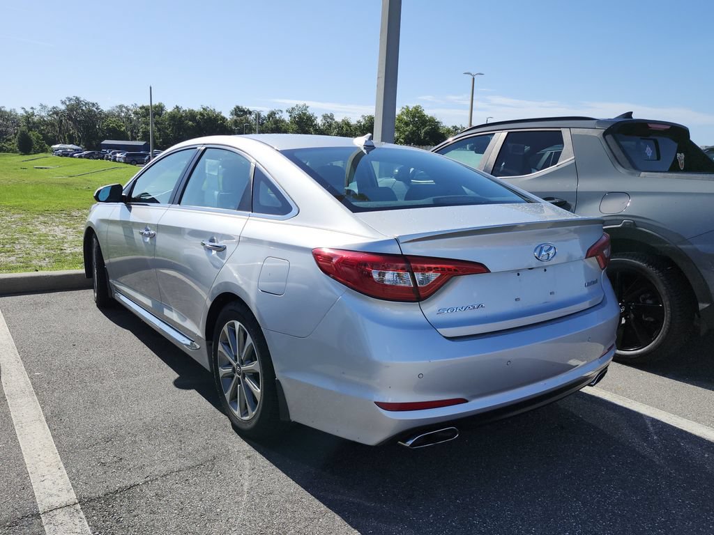 Used 2017 Hyundai Sonata Limited w/ Ultimate Package 04 FWD image 4