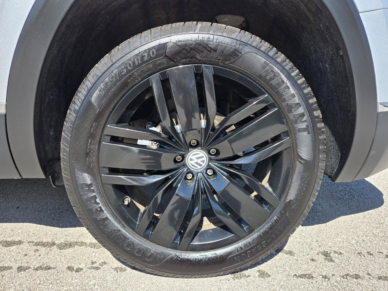 Used 2019 Volkswagen Atlas SEL Premium AWD/4WD image 9