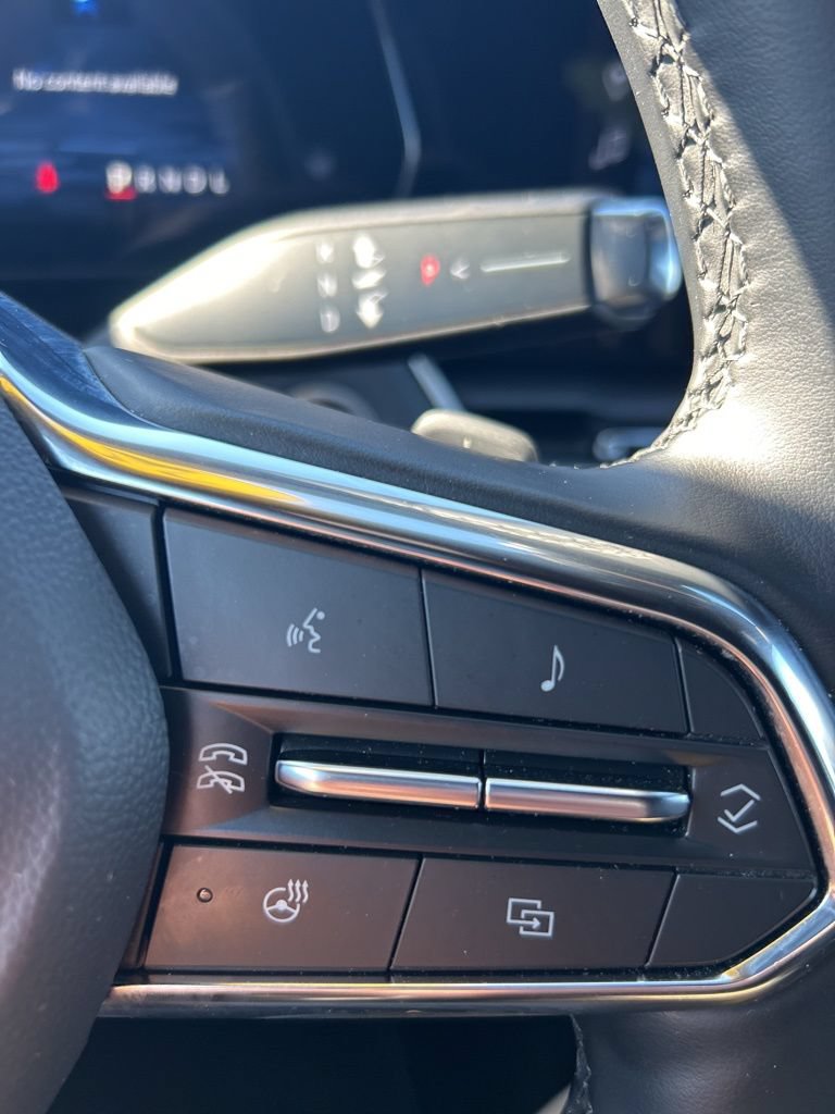 Used 2025 Chevrolet Equinox LT w/ Convenience Package II FWD image 38