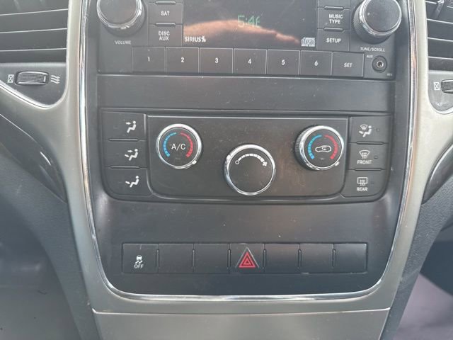 Used 2012 Jeep Grand Cherokee Laredo w/ Laredo E Group image 17