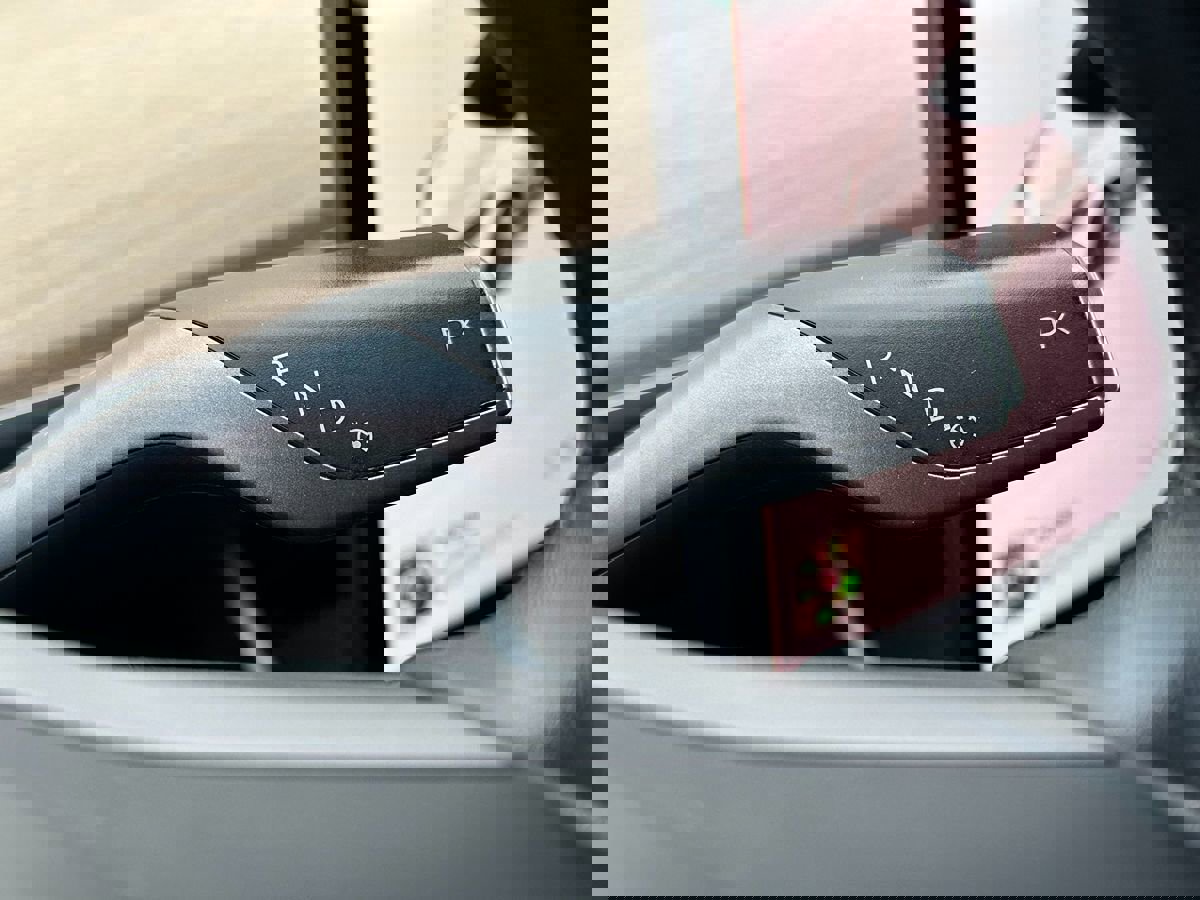 Used 2018 Tesla Model 3 Long Range image 24