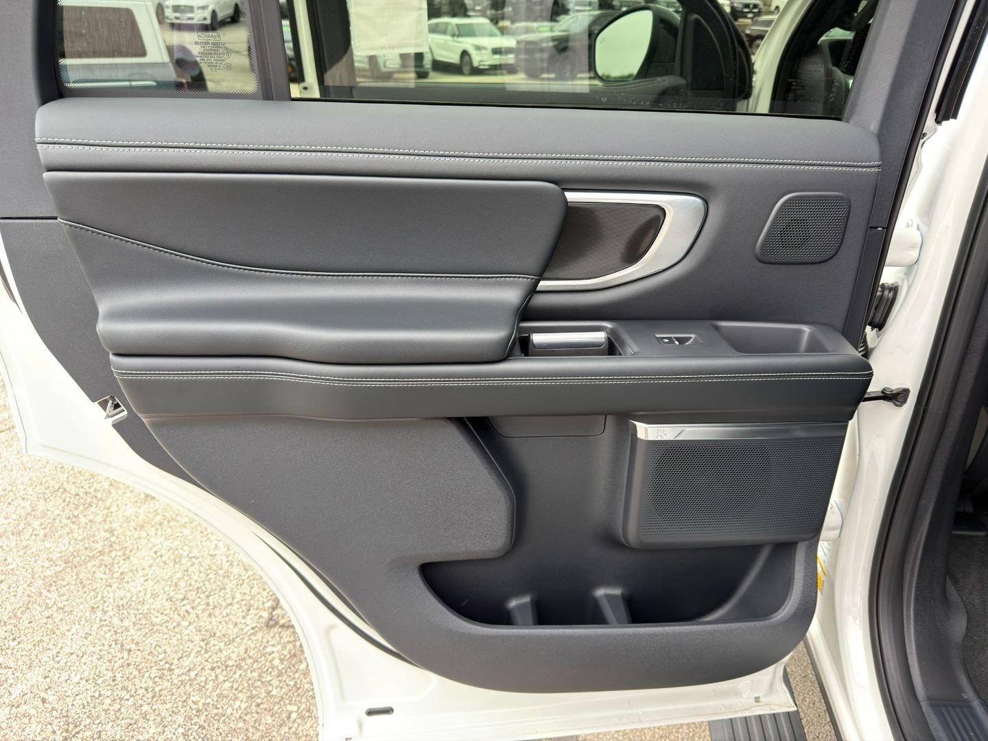 New 2026 Ford Expedition Platinum w/ Stealth Performance Package AWD/4WD image 27