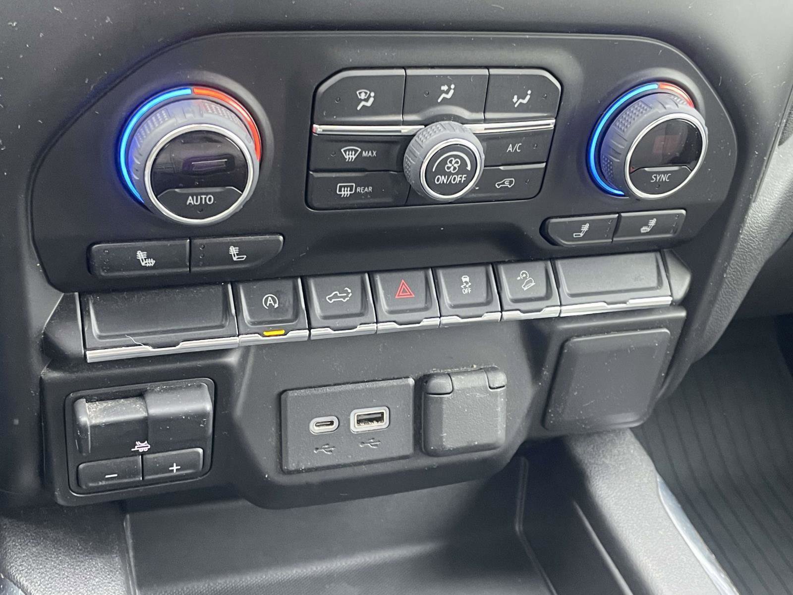 Used 2021 Chevrolet Silverado 1500 RST image 10