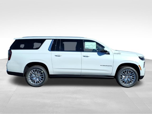 New 2027 Chevrolet Suburban High Country AWD/4WD image 2