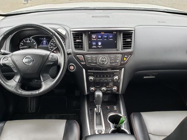 Used 2019 Nissan Pathfinder SL w/ Rock Creek Edition image 15