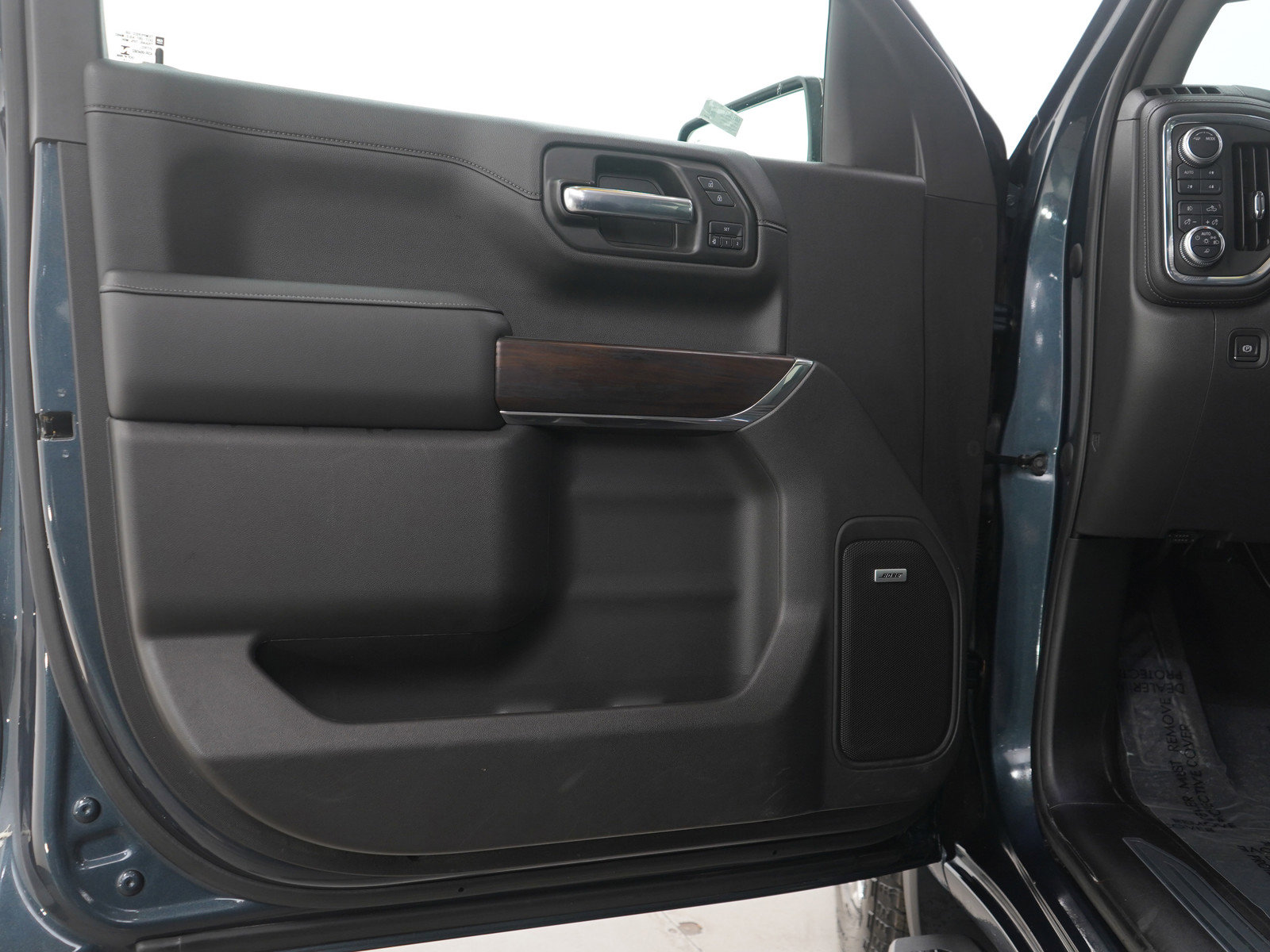 Used 2020 GMC Sierra 1500 SLT w/ SLT Premium Plus Package image 21