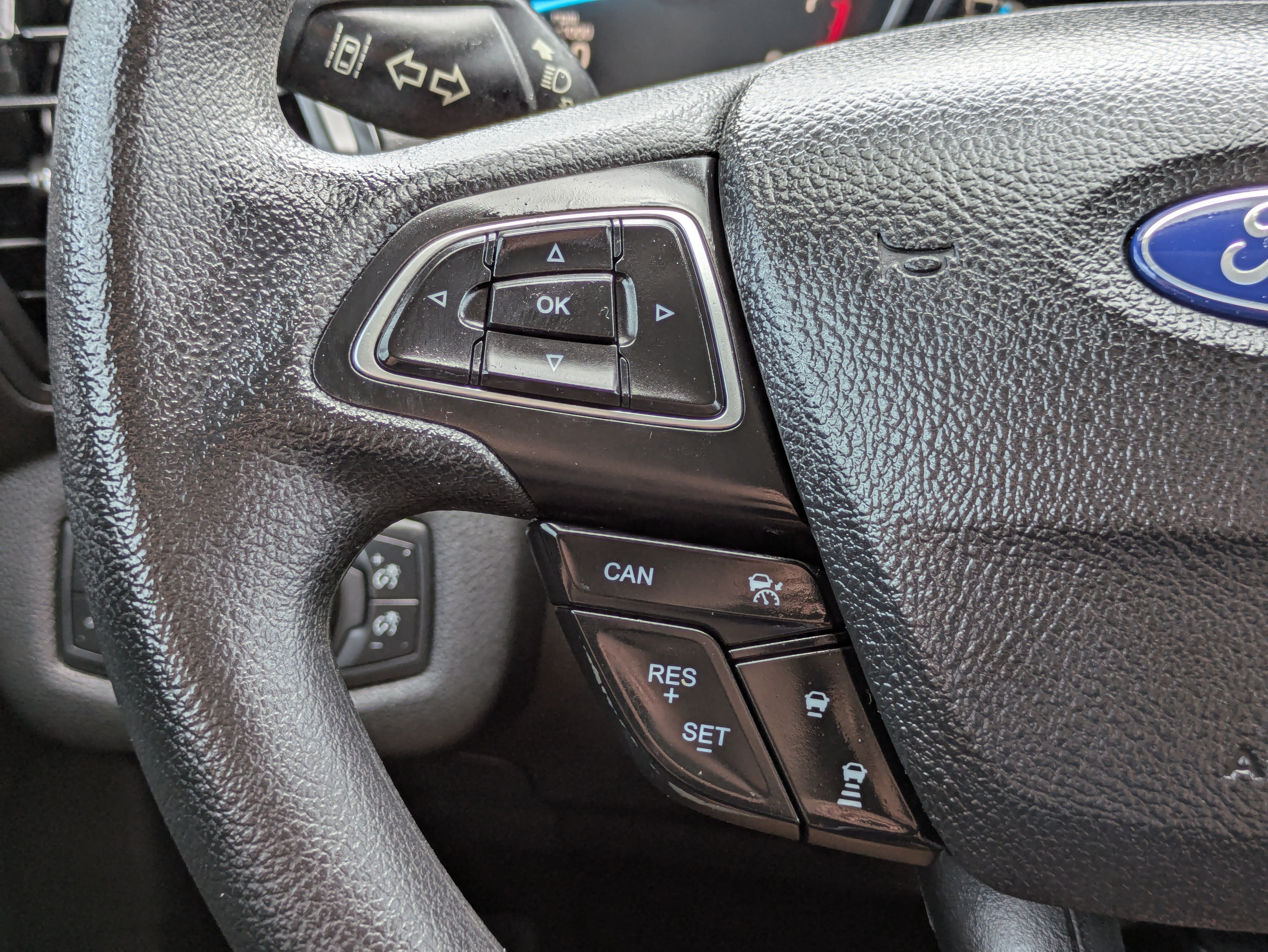 Used 2019 Ford Escape SE FWD image 37