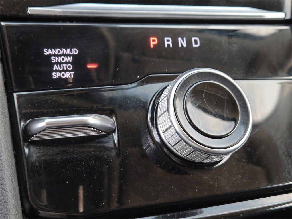 Used 2023 Jeep Grand Cherokee Limited w/ Luxury Tech Group II image 23