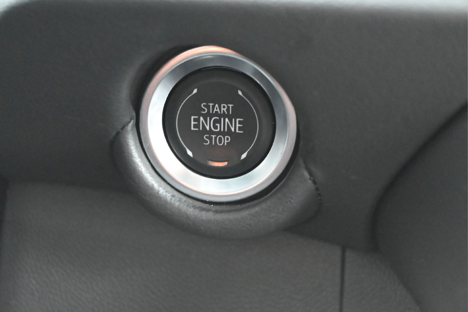 Used 2025 Chevrolet Tahoe LT AWD/4WD image 16