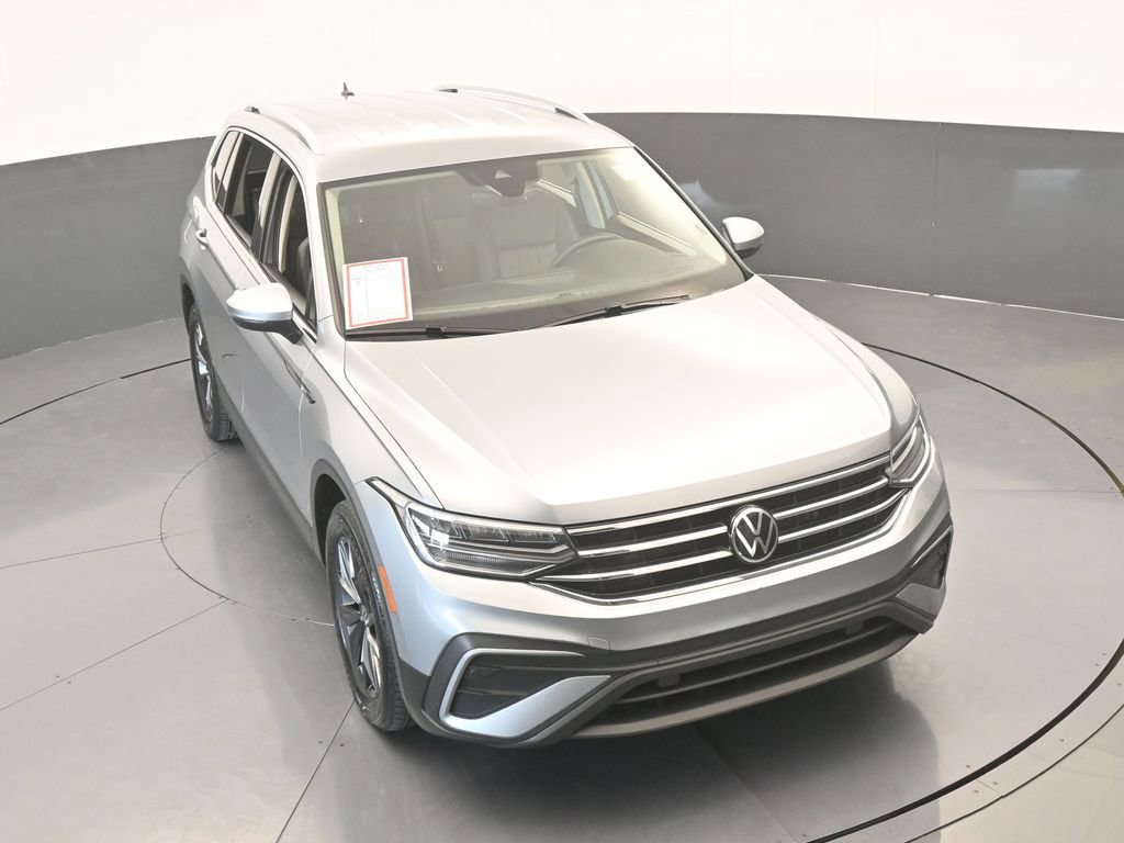 Used 2023 Volkswagen Tiguan SE image 55