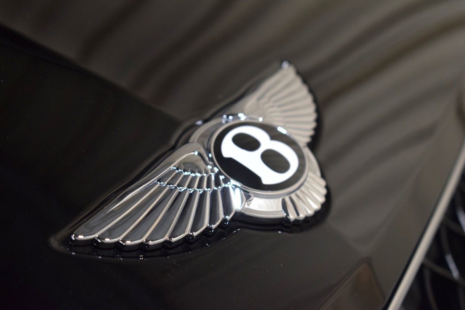 Certified 2024 Bentley Bentayga image 9