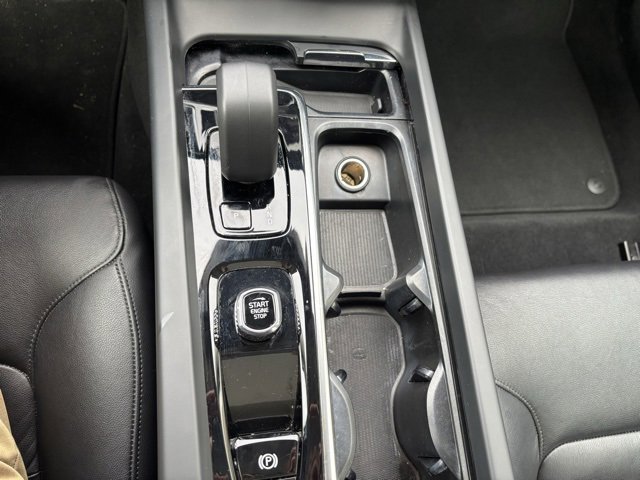 Used 2024 Volvo S60 B5 Core image 21