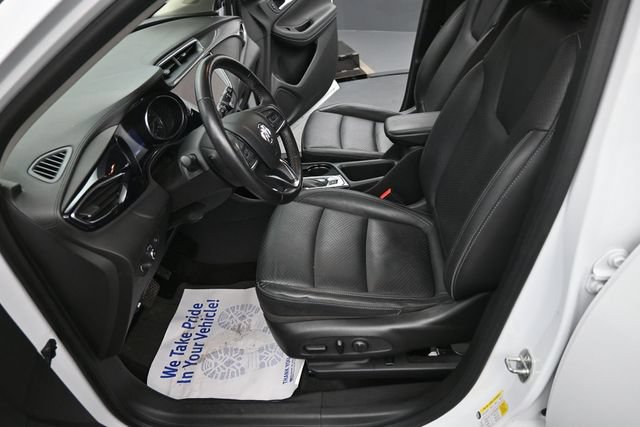 Used 2021 Buick Encore GX Essence w/ Experience Buick Package FWD image 18