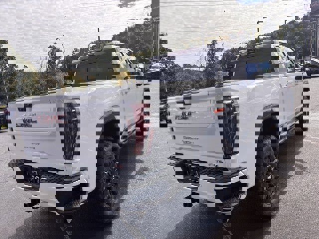 New 2026 GMC Sierra 2500 AT4 w/ AT4 Premium Plus Package image 3