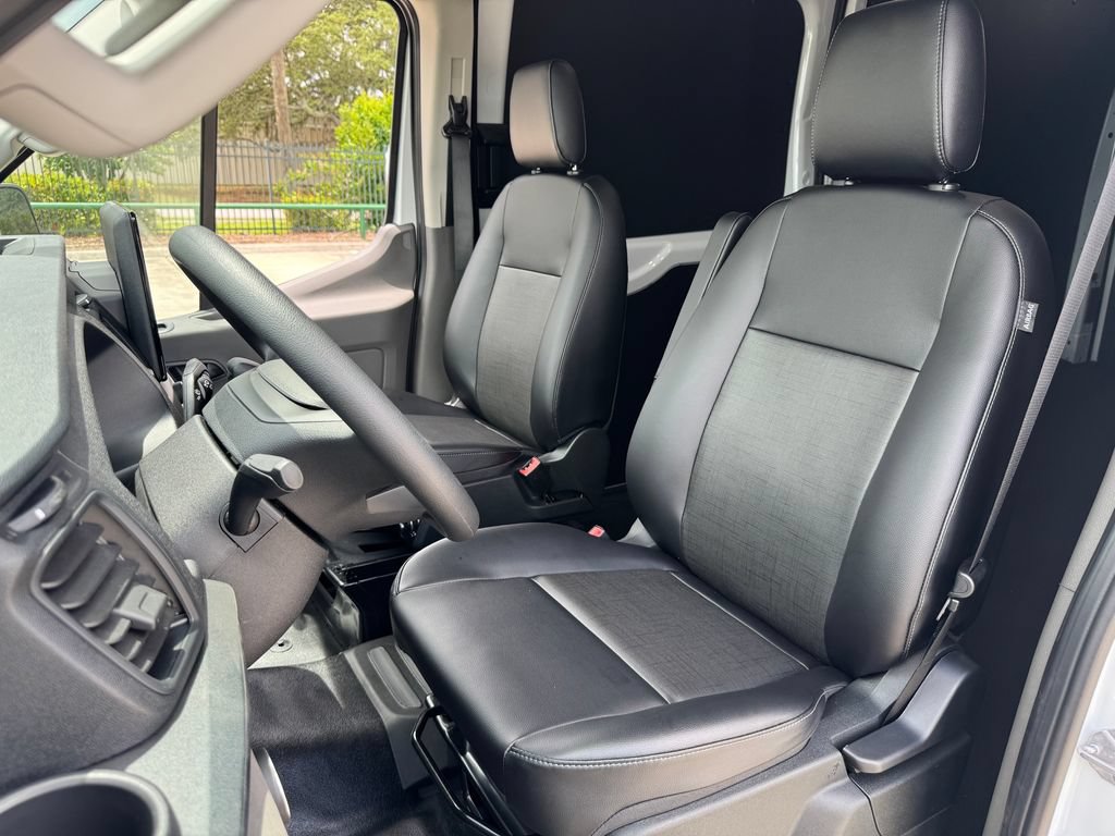New 2026 Ford Transit 250 148 High Roof AWD w/ Load Area Protection Package image 28