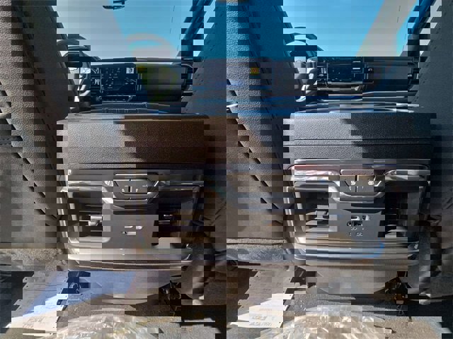 New 2026 Chevrolet Silverado 1500 High Country w/ Technology Package image 22