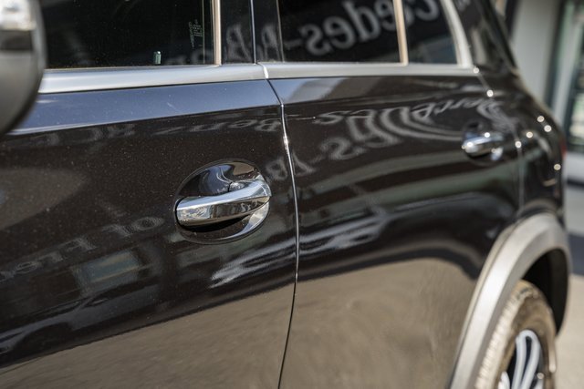 Certified 2025 Mercedes-Benz GLE 450e 4MATIC image 17