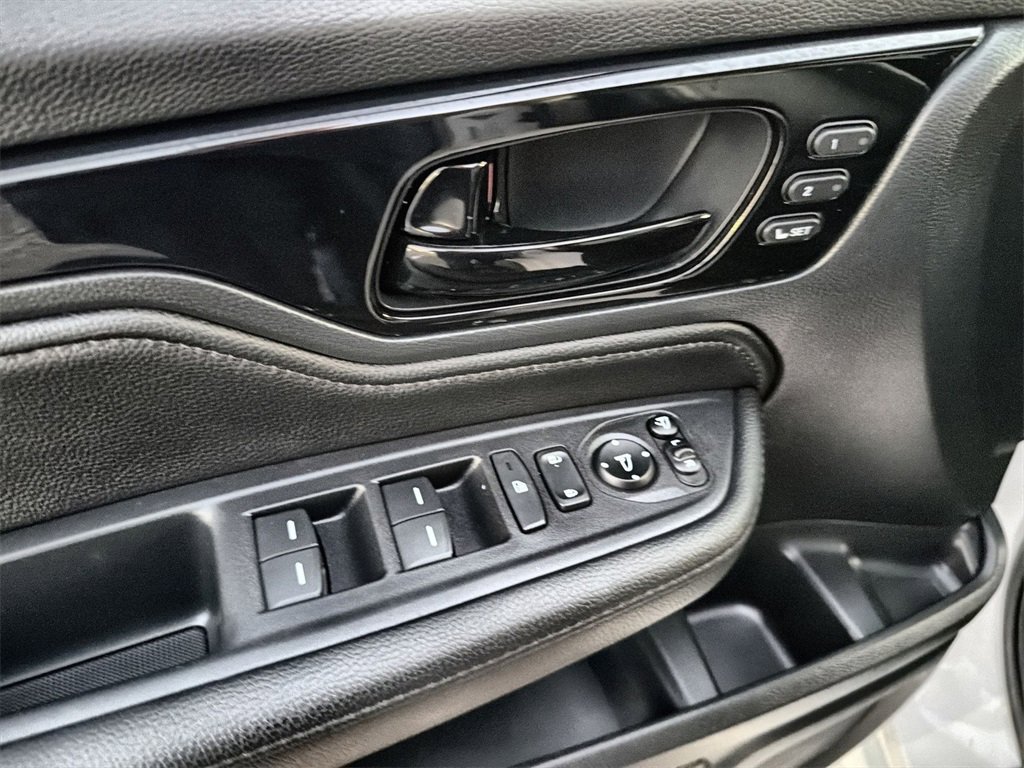 Used 2023 Honda Odyssey Elite image 15