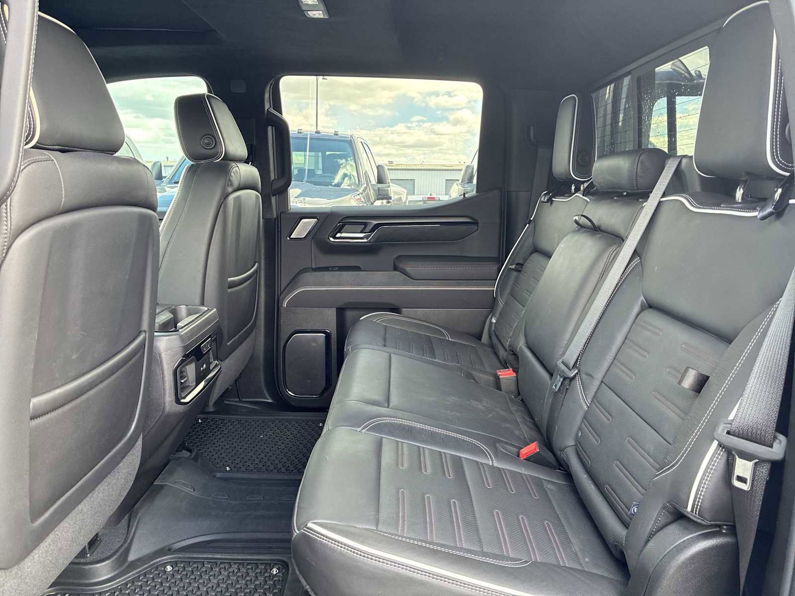 Used 2024 GMC Sierra 1500 AT4X AWD/4WD image 24