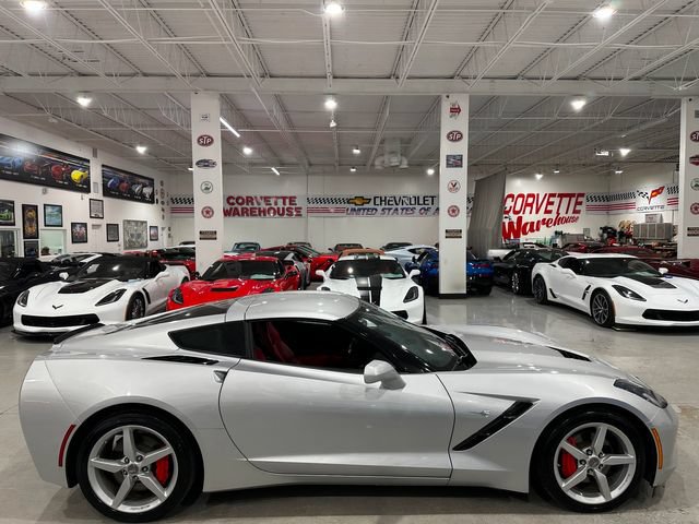 Used 2014 Chevrolet Corvette Stingray Coupe w/ 2LT Preferred Equipment Group RWD image 2