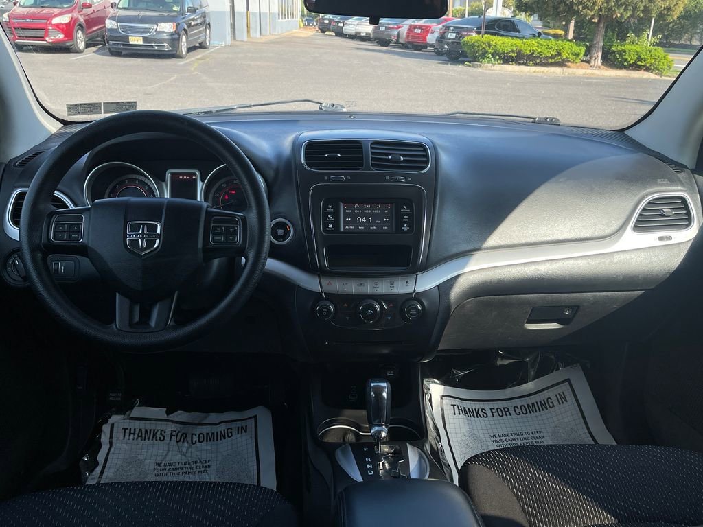 Used 2017 Dodge Journey SE FWD image 17
