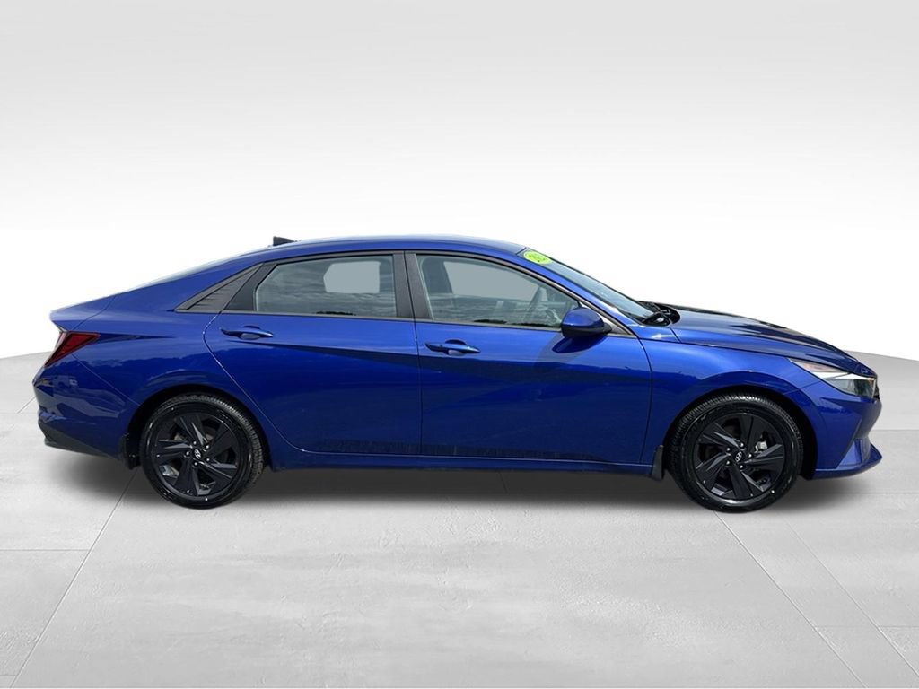 Certified 2023 Hyundai Elantra SEL FWD image 8