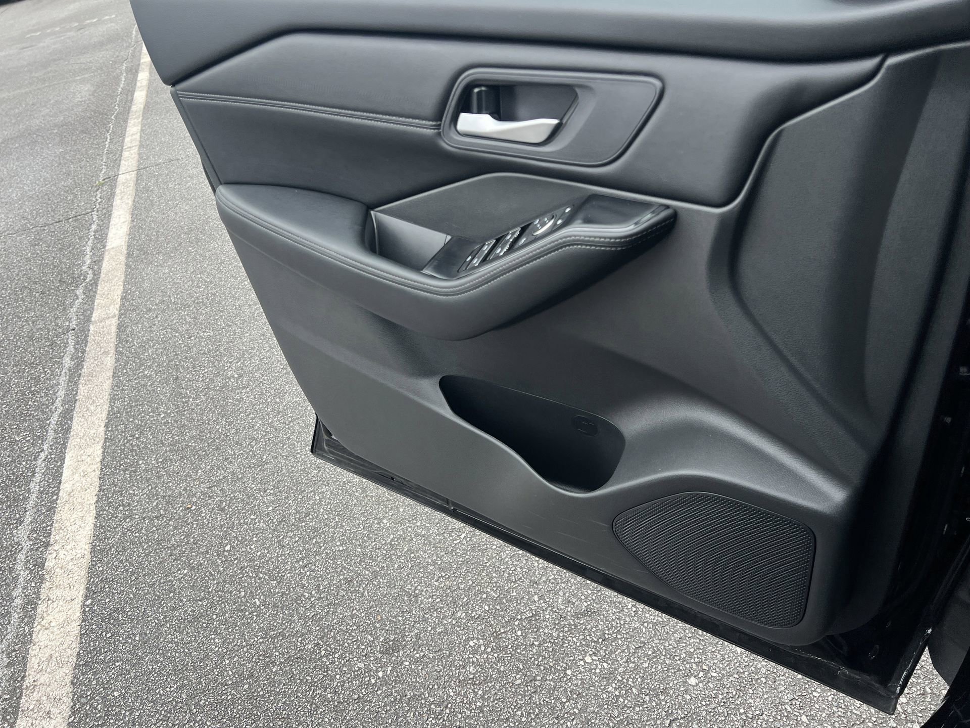 Certified 2026 Nissan Rogue SL AWD/4WD image 12