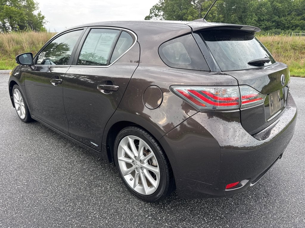 Used 2011 Lexus CT 200h Premium w/ Premium Audio Pkg FWD image 3