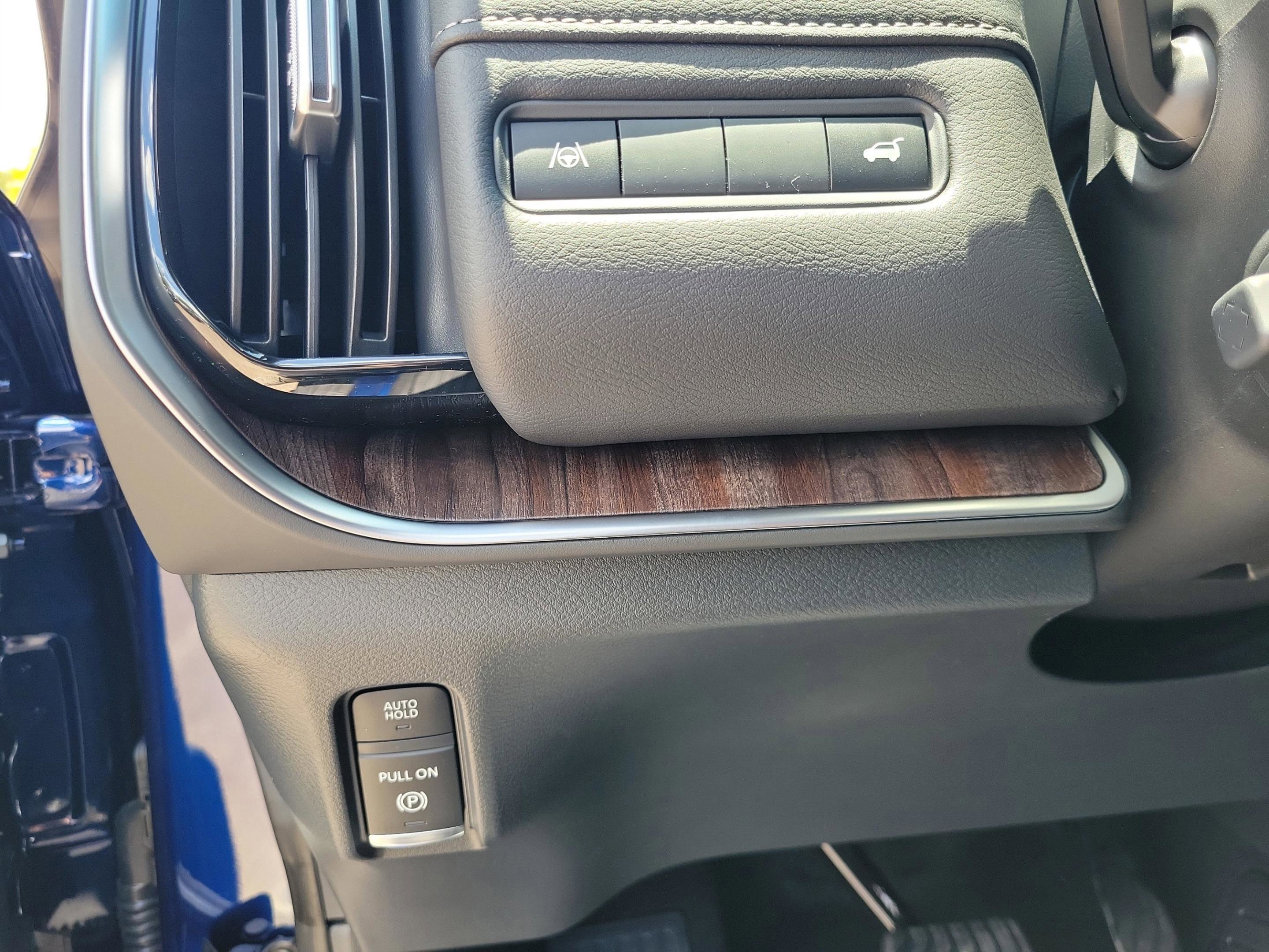 New 2025 Nissan Armada SL image 27