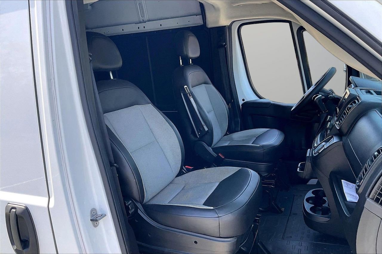 Used 2023 RAM ProMaster 2500 image 22