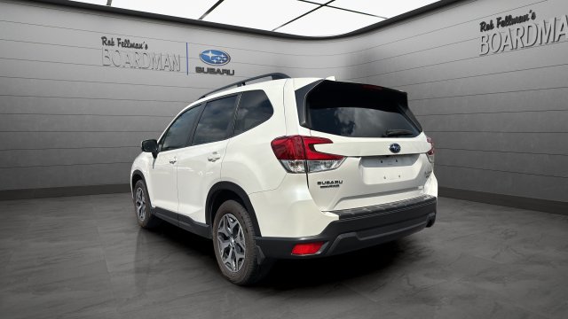 Used 2021 Subaru Forester Premium AWD/4WD image 7