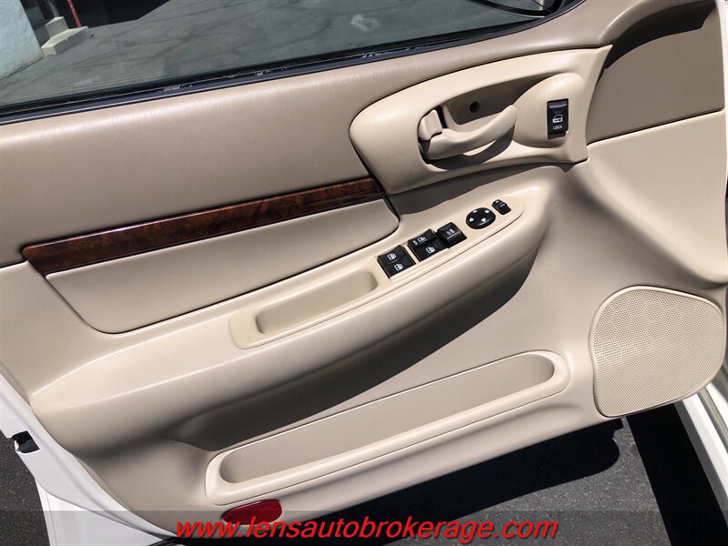 Used 2002 Chevrolet Impala LS w/ Preferred Equipment Group FWD image 9
