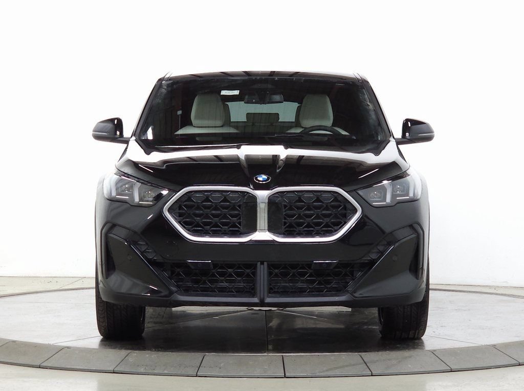New 2026 BMW X2 xDrive28i w/ Convenience Package AWD/4WD image 2