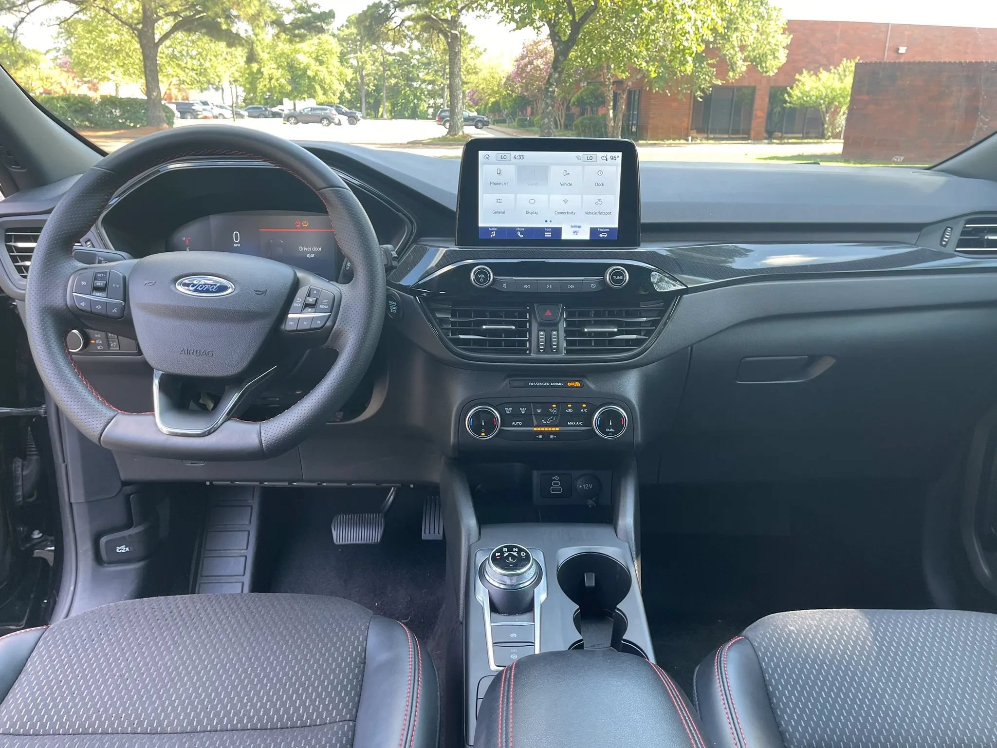 Used 2025 Ford Escape ST-Line FWD image 16