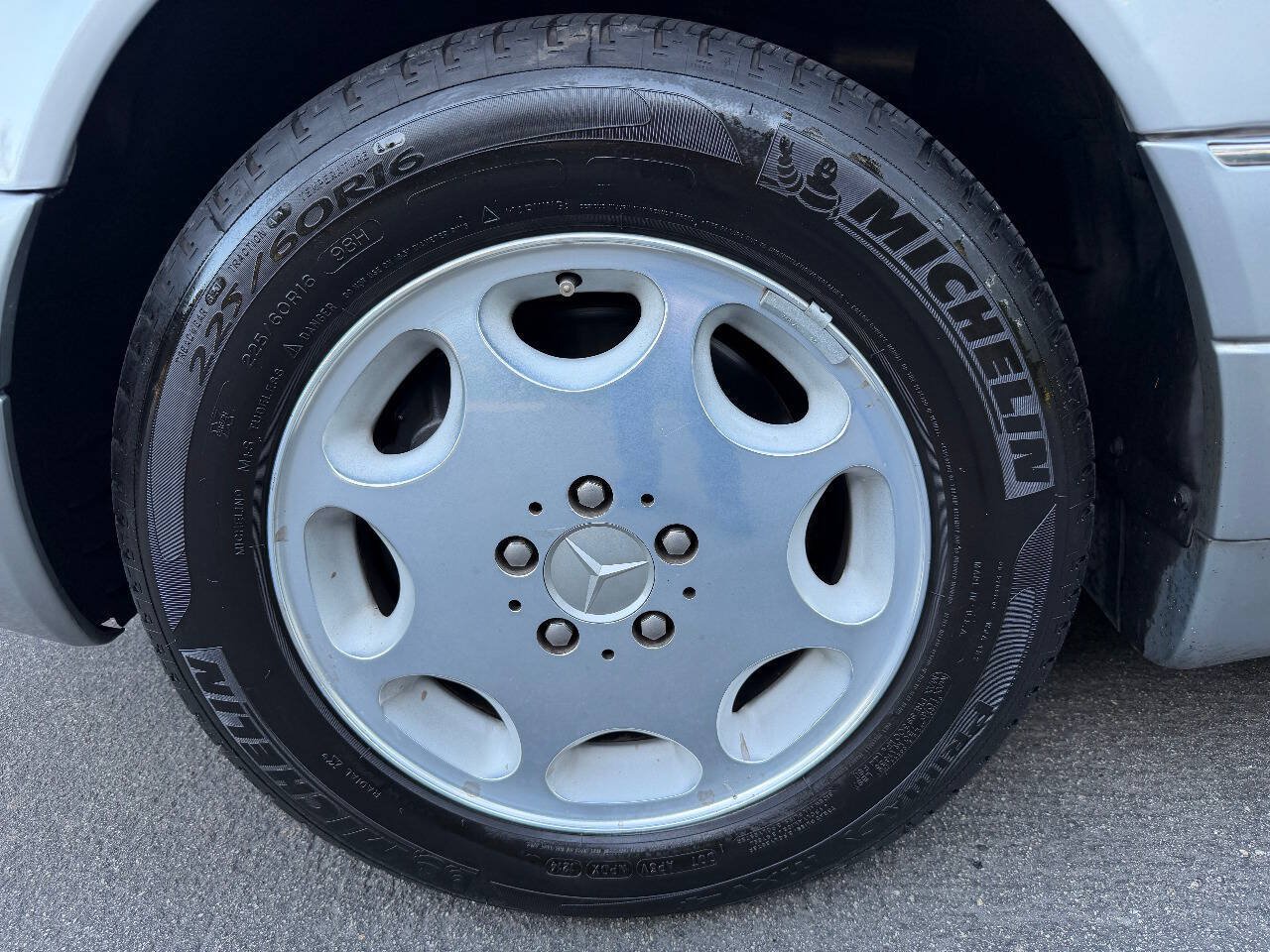 Used 1995 Mercedes-Benz S 320 image 37