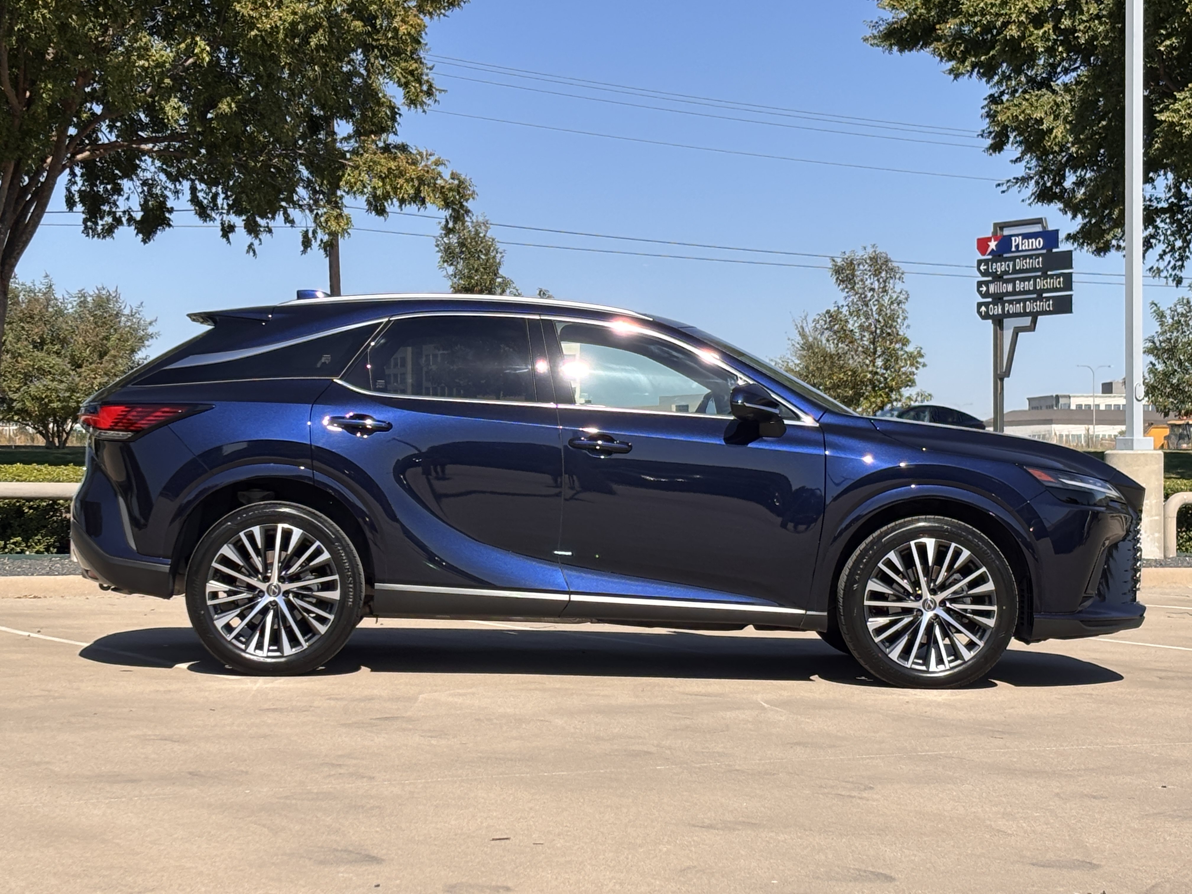 Used 2026 Lexus RX 350 Premium Plus w/ Accessory Package (Z1) FWD image 6